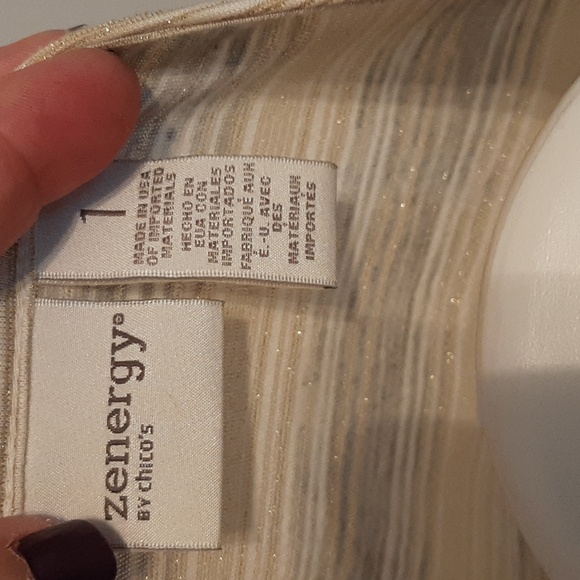 Chicos Zenergy Top - Picture 3 of 6